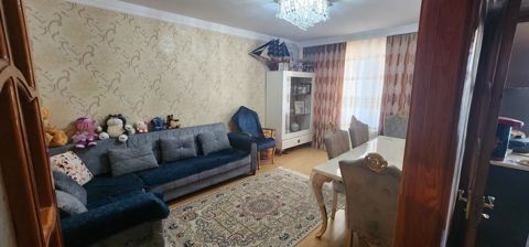 Satılır 3 otaqlı yeni tikili 180 m² — Bakı