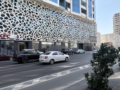 Satılır obyekt 463 m² — Bakı