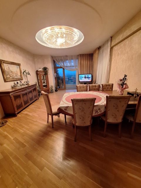 Satılır 3 otaqlı yeni tikili 115 m² — Bakı