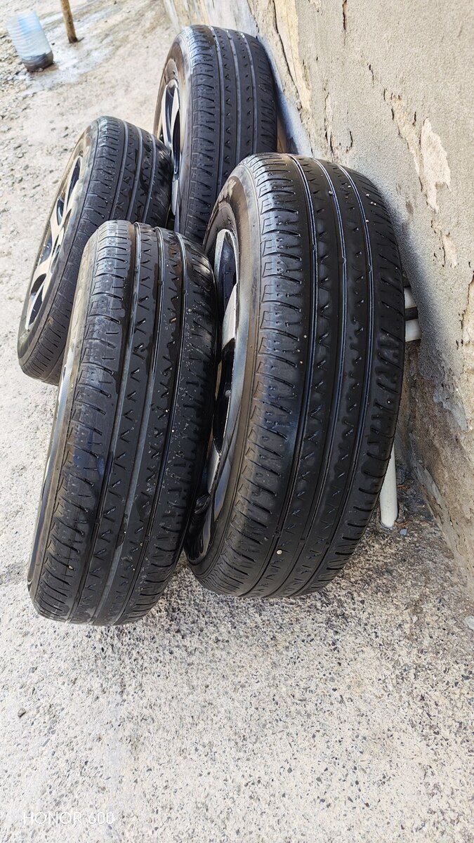 Hankook təkəri R14 — Ehtiyat hissələri və aksesuarlar, Bakı (3)