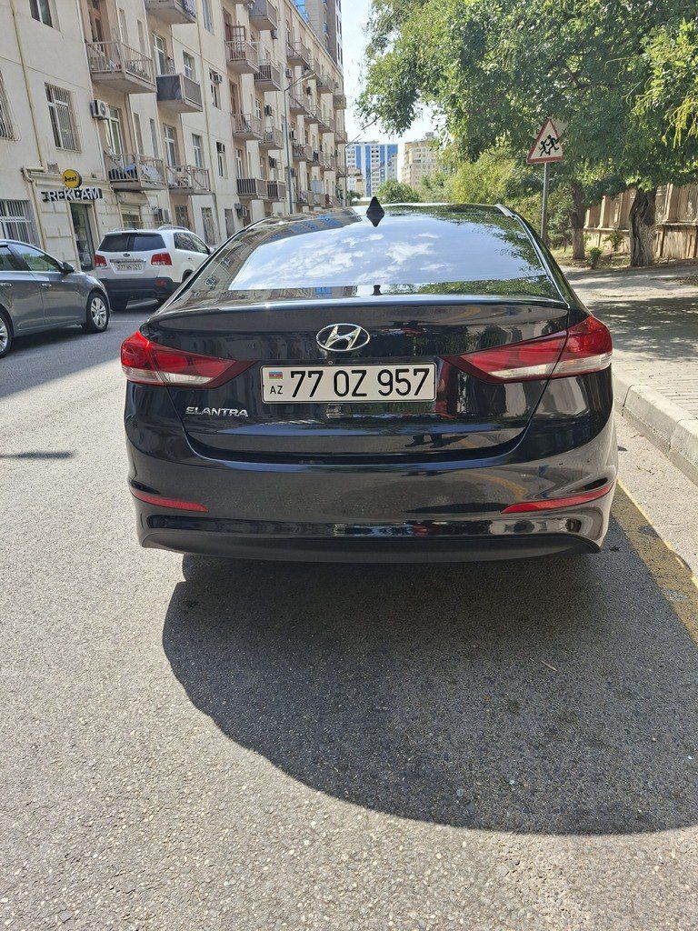 Hyundai Elantra, 2.0 L, 2017 il, 195 200 km — Avtomobillər, Bakı (7)