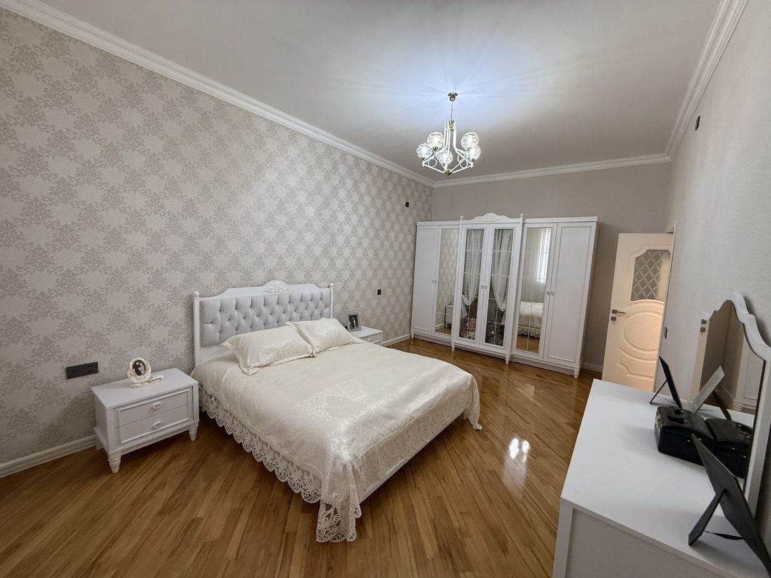 Satılır 5 otaqlı həyət evi/bağ evi 221 m² — Ev, villa, Bakı (11)