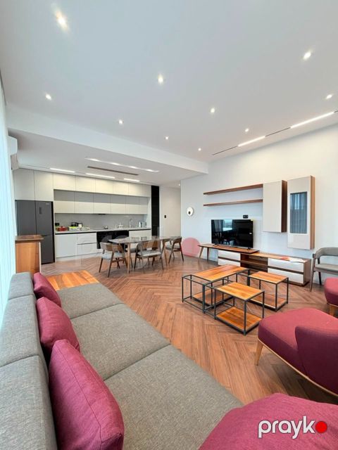 İcarəyə verilir 4 otaqlı yeni tikili 170 m²