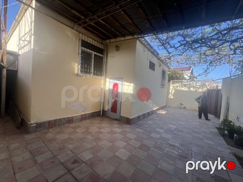 Satılır 4 otaqlı həyət evi/bağ evi 100 m²