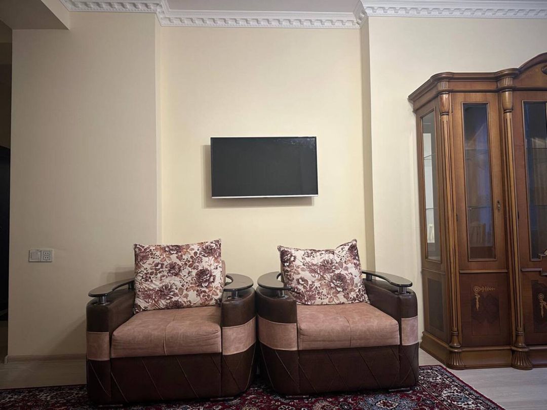 İcarəyə verilir 3 otaqlı yeni tikili 120 m² — Mənzil, Bakı (5)