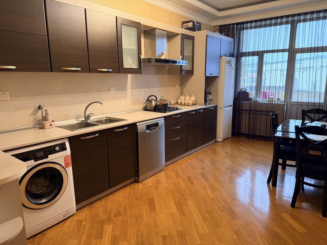 Satılır 2 otaqlı yeni tikili 98 m² — Mənzil, Bakı (8)