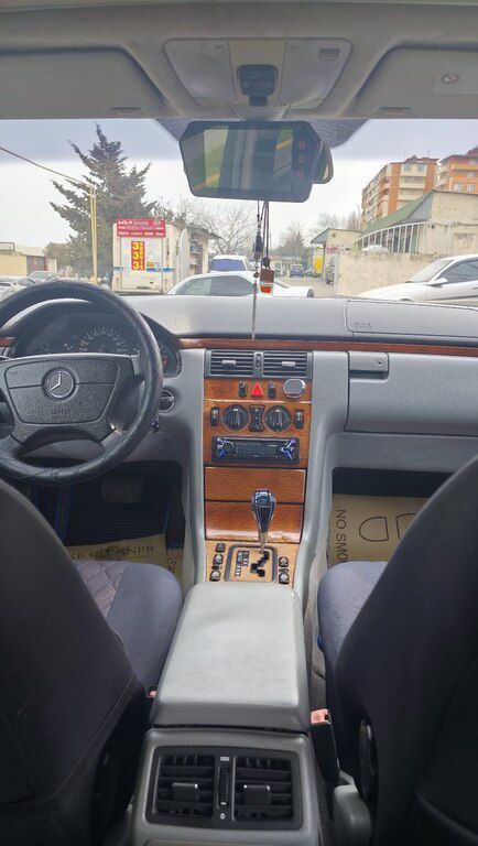 Mercedes E 240, 2.4 L, 1999 il, 292 000 km — Avtomobillər, Bakı (7)