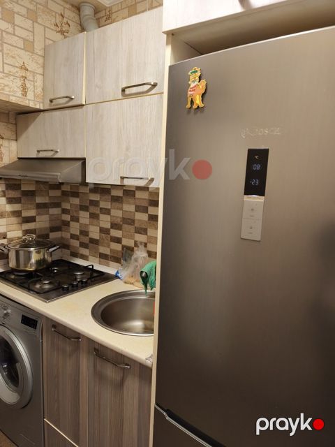 Satılır 4 otaqlı köhnə tikili 65 m²