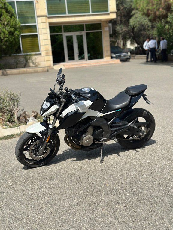 Cfmoto 650 NK, 700 sm3, 2022 il, 24 000 km — Motosikletlər, Bakı (2)