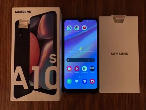 Samsung Galaxy A10s, 32 GB, rəng - Qara, İki sim kartlı — Bakı
