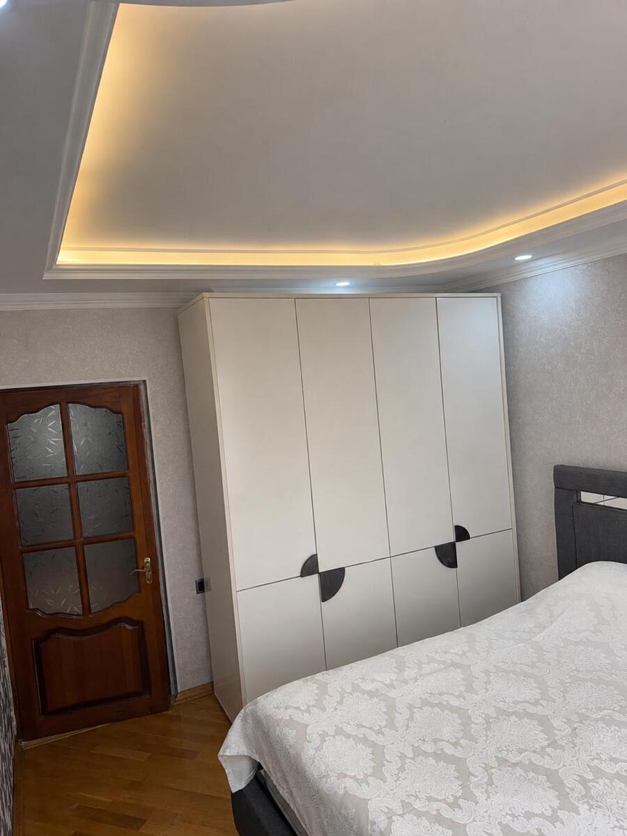 Satılır 2 otaqlı köhnə tikili 65 m² — Mənzil, Bakı (8)