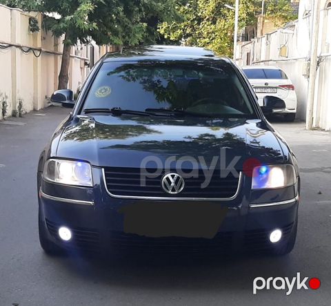 Volkswagen Passat: 1.8 l 2004 il Sedan