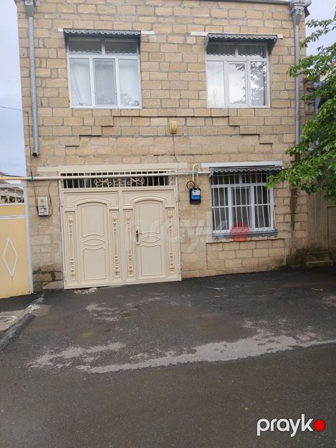 Satılır 4 otaqlı həyət evi/bağ evi 92 m²