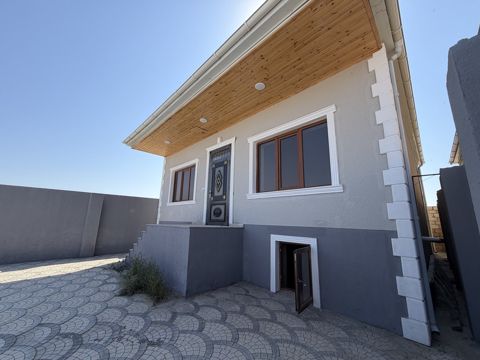 Satılır 3 otaqlı həyət evi/bağ evi 90 m² — Bakı