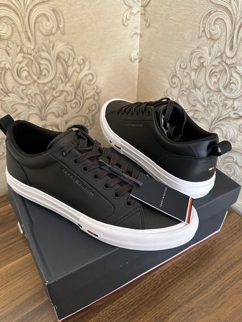 Tommy Hilfiger idman ayaqqabısı — Bakı