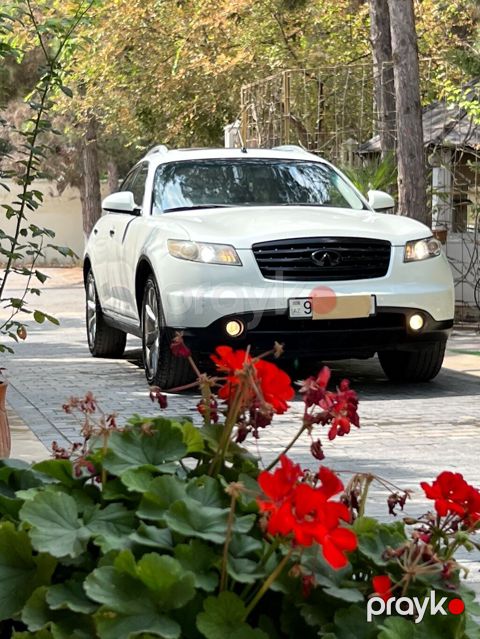 Infiniti FX35: 3.5 l 2007 il Krossover