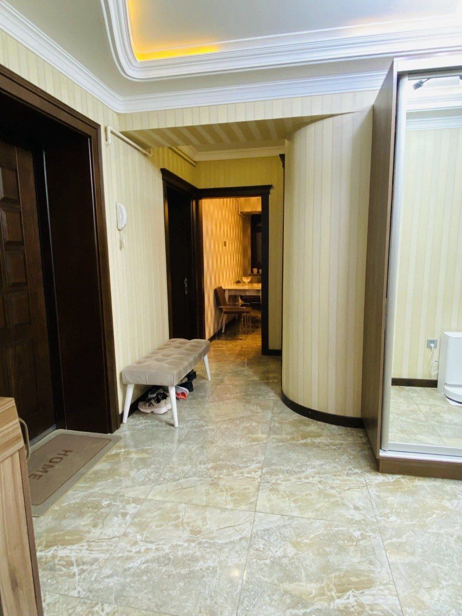 Satılır 3 otaqlı köhnə tikili 100 m² — Mənzil, Bakı (9)