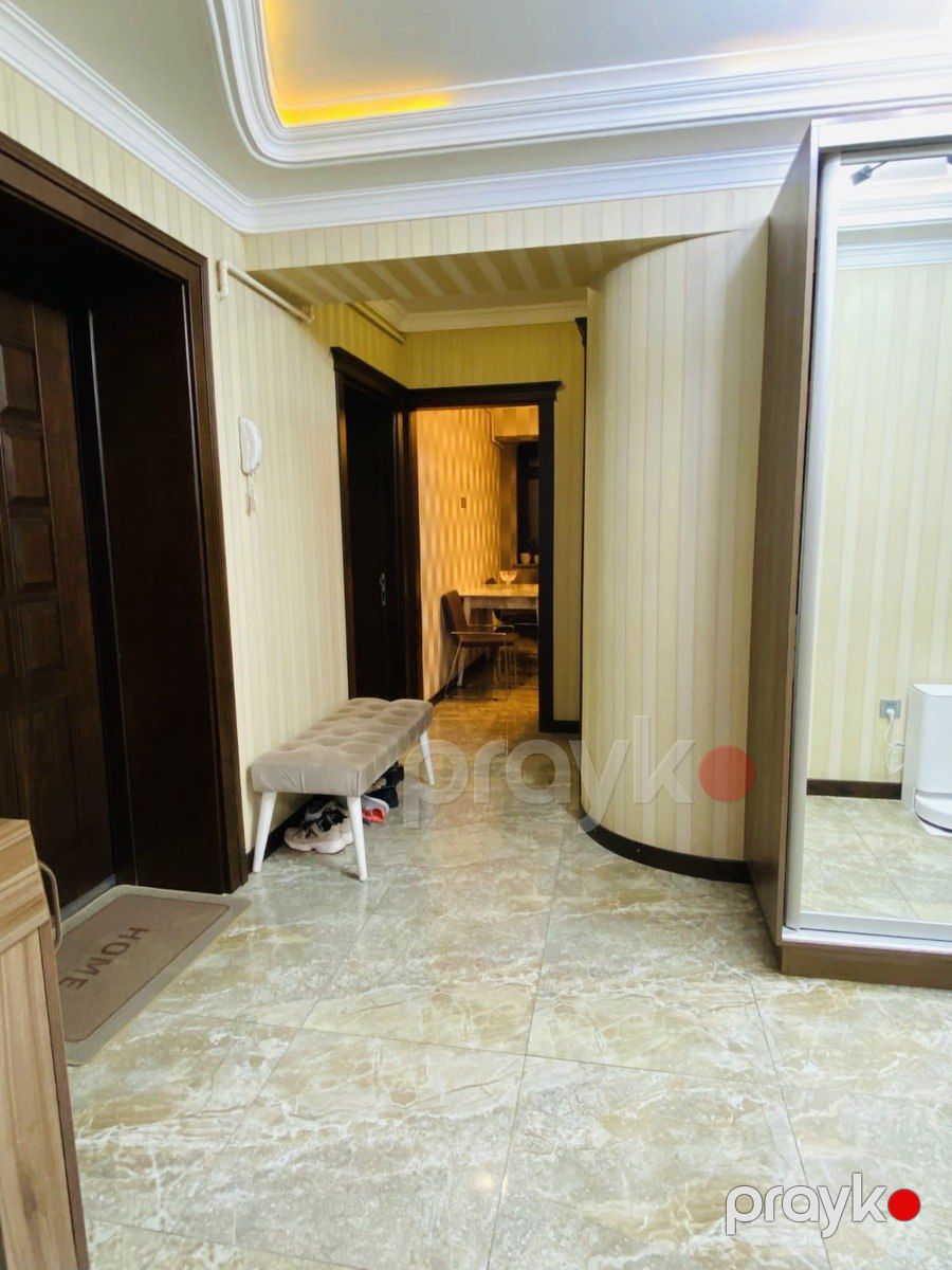 Satılır 3 otaqlı köhnə tikili 100 m² — Mənzil, Bakı (9)