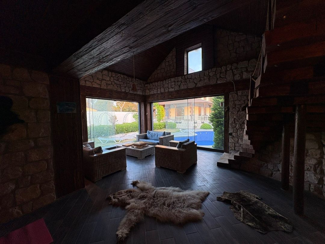 Bağ evi kirayə verilir, Şüvəlan qəs — Ev, villa, Bakı (3)