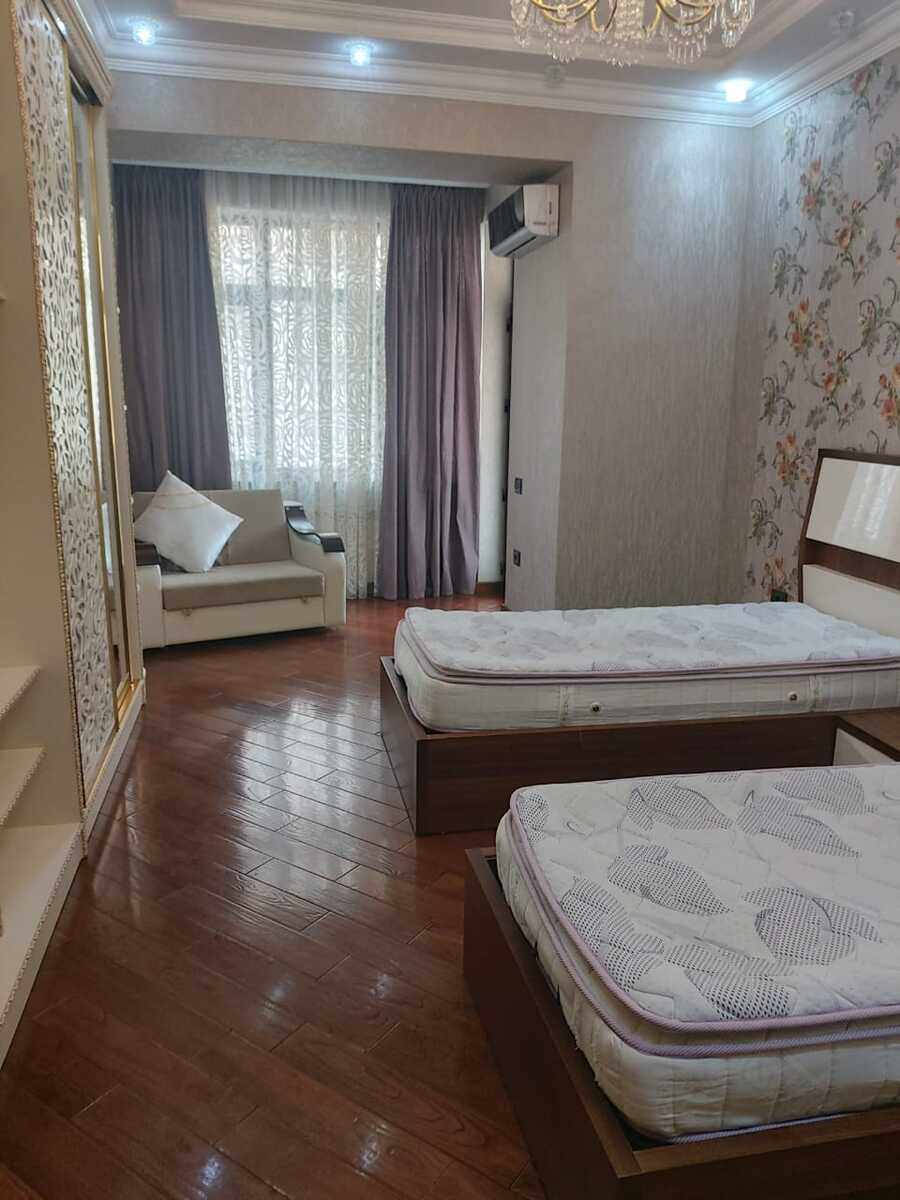 Satılır 3 otaqlı yeni tikili 160 m² — Mənzil, Bakı (4)