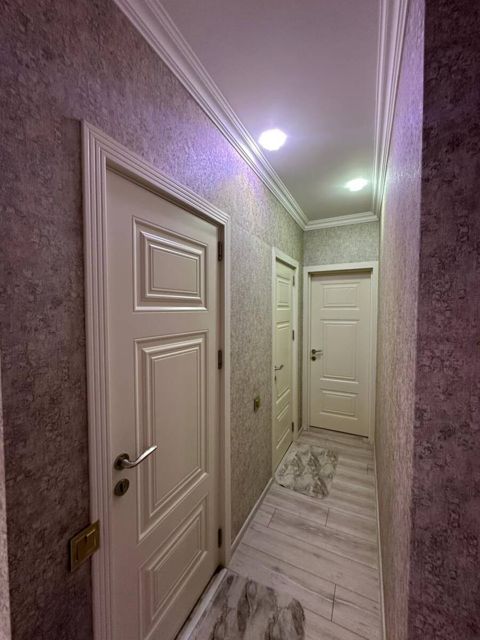 Satılır 4 otaqlı köhnə tikili 110 m² — Bakı