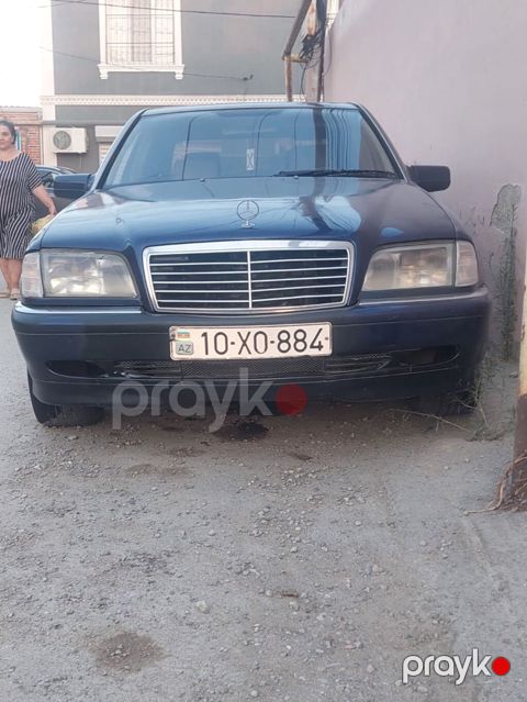 Mercedes-Benz 220: 2.2 l 1994 il Sedan