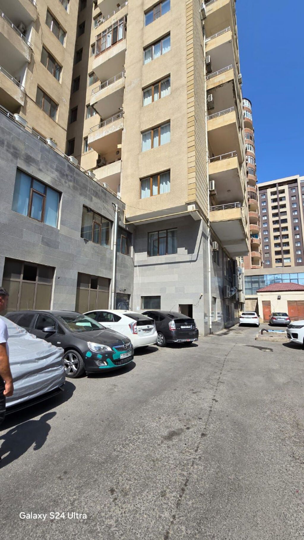 3 otaqlı, Yeni tikili, 162 kv. m — Mənzil, Bakı (2)