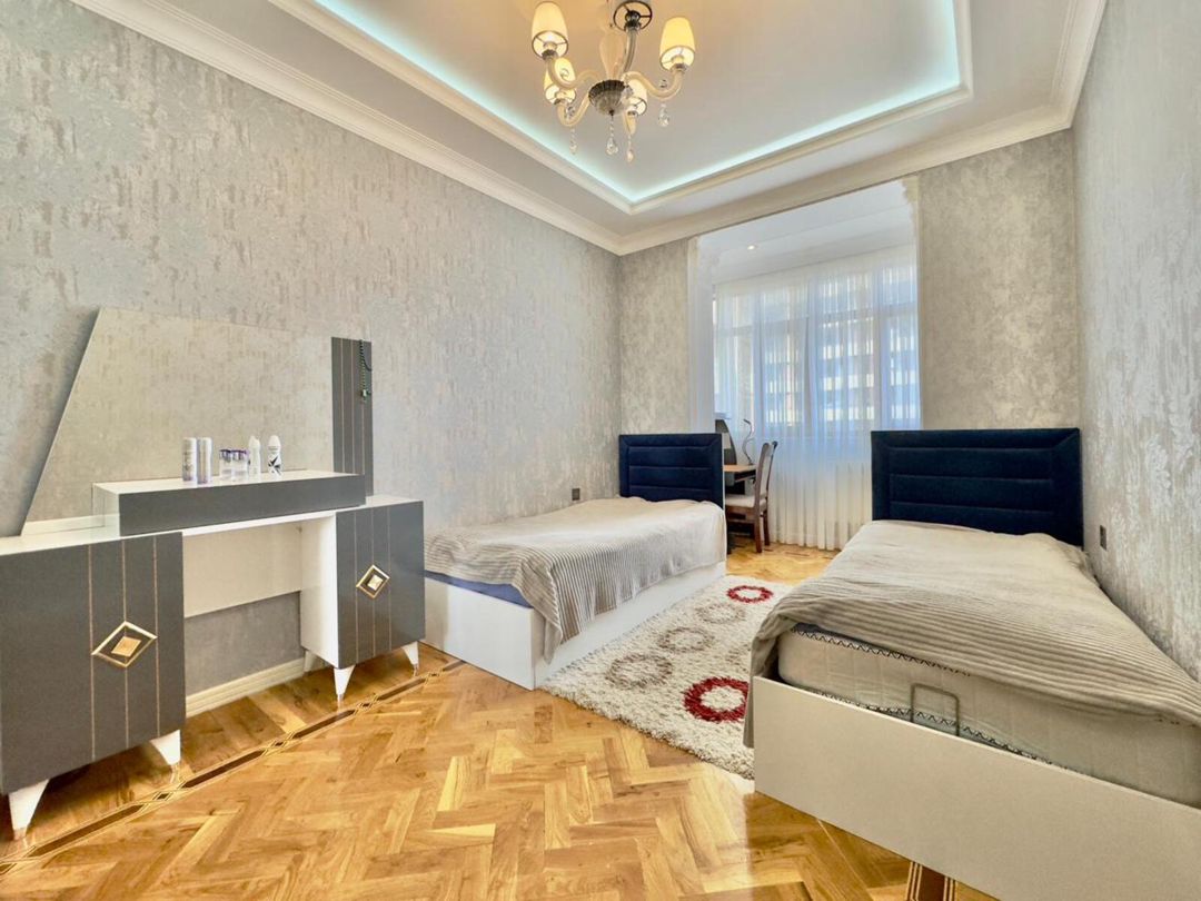 Satılır 3 otaqlı yeni tikili 180 m² — Mənzil, Bakı (11)