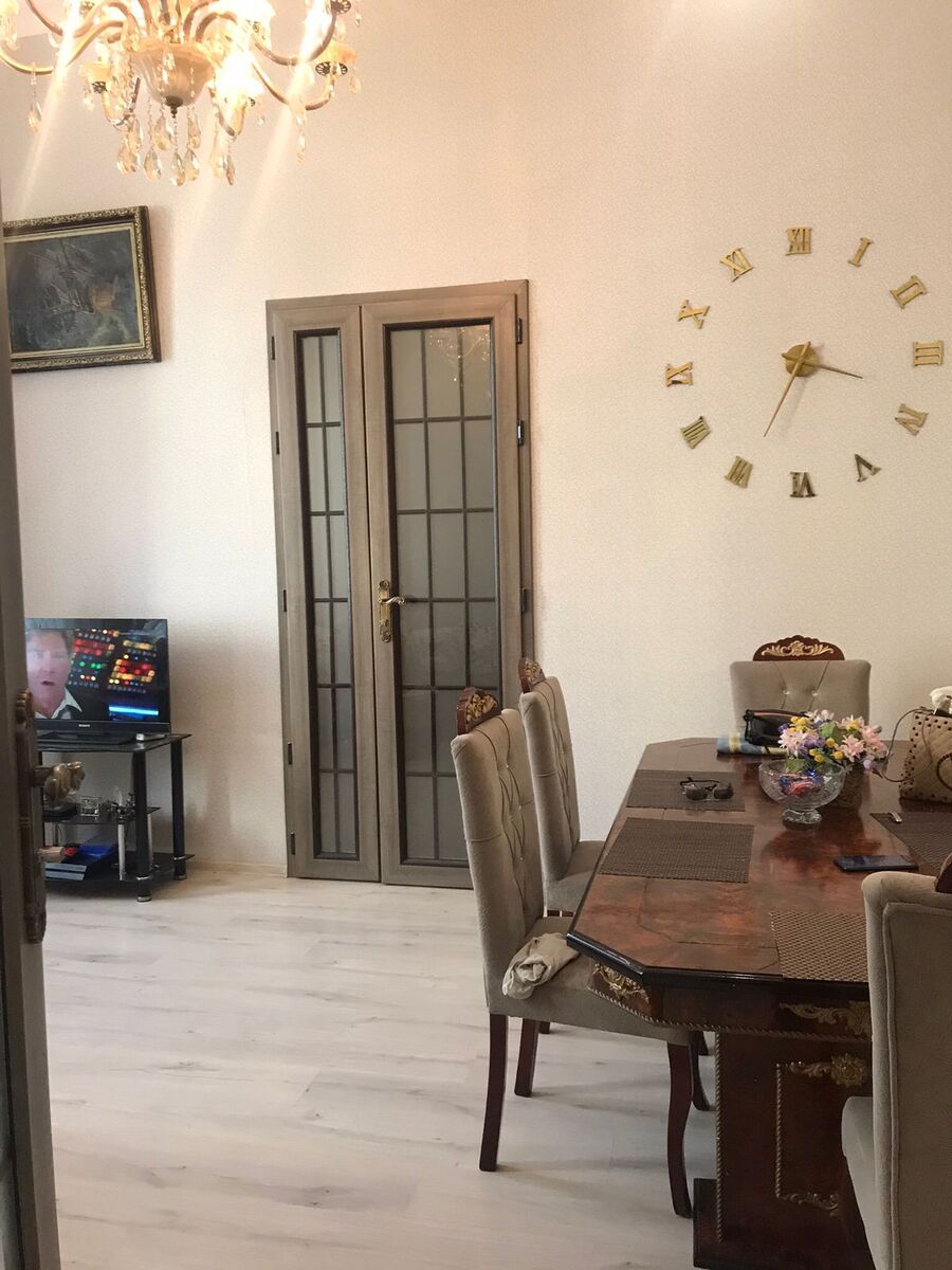 Satılır 3 otaqlı köhnə tikili 100 m² — Mənzil, Bakı (8)