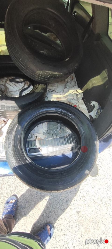 Şinlər 215/60 R16