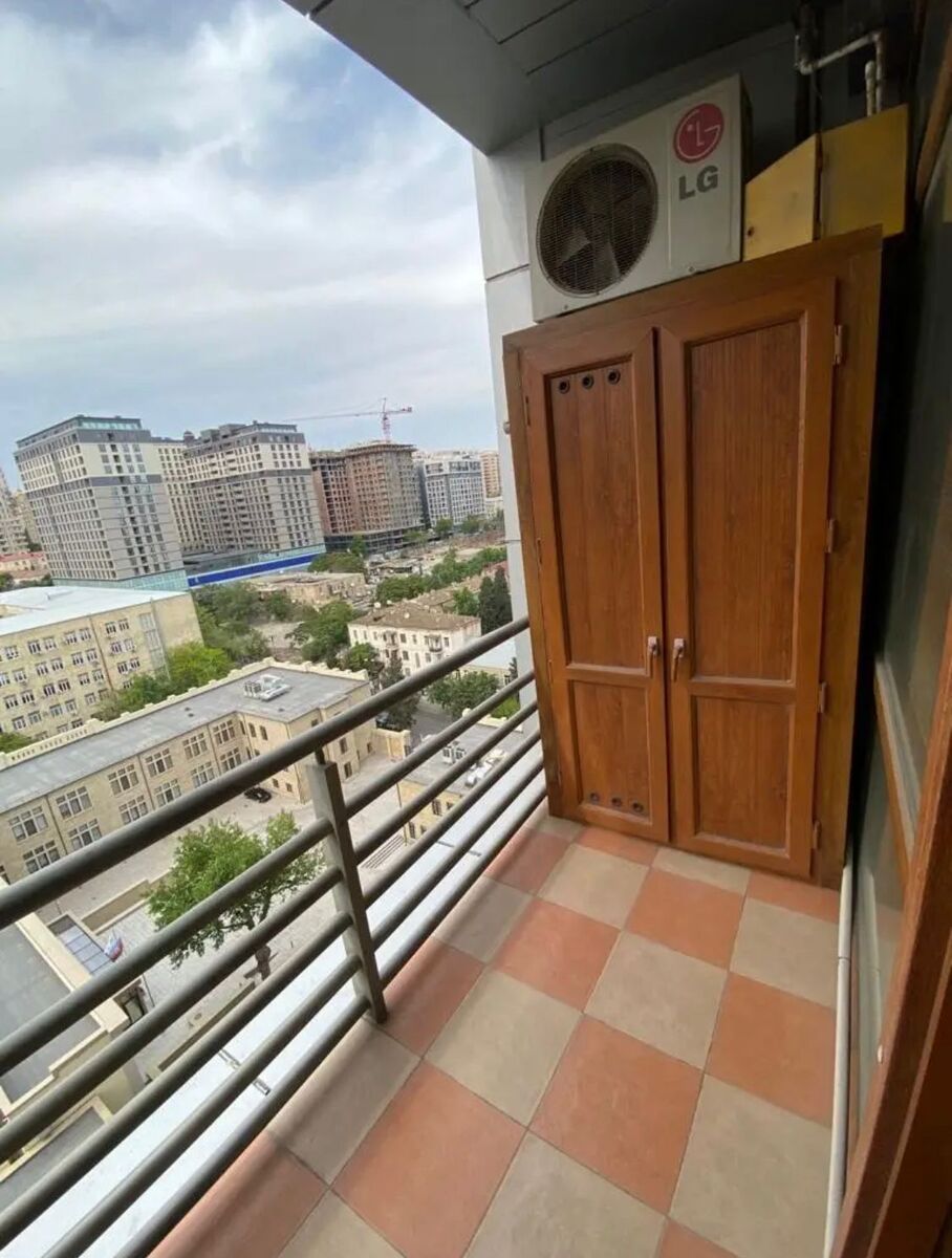 Satılır 3 otaqlı yeni tikili 130 m² — Mənzil, Bakı (8)