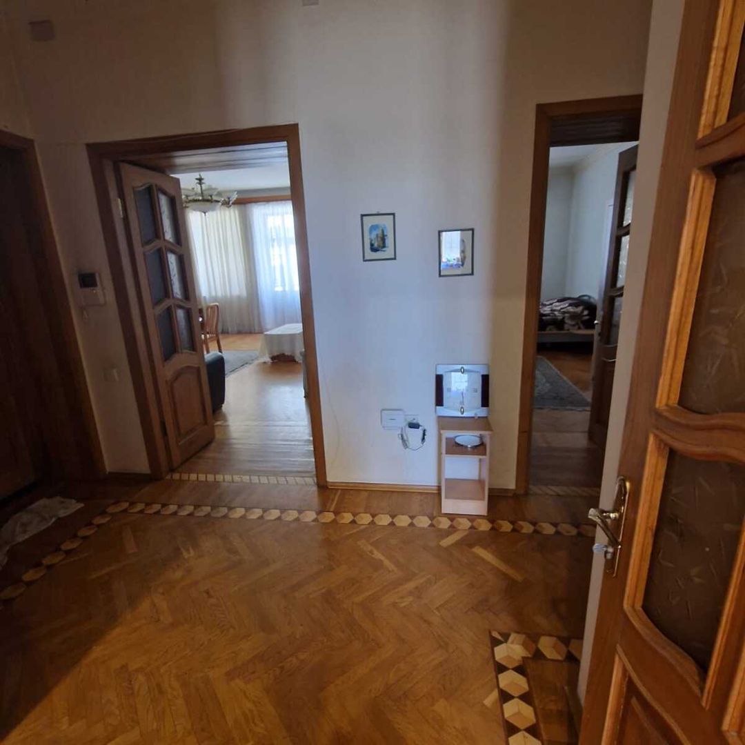 İcarəyə verilir 2 otaqlı köhnə tikili 75 m² — Mənzil, Bakı (7)