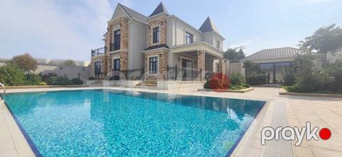 Satılır 7 otaqlı həyət evi/bağ evi 500 m²