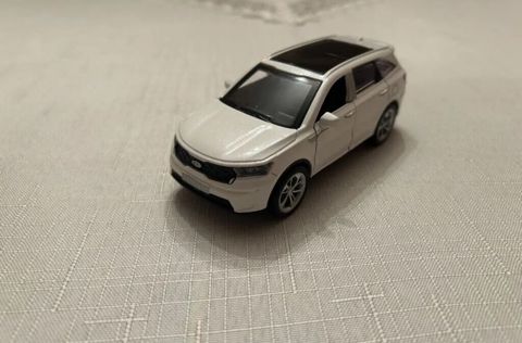 Ağ rəngli miniatür SUV model avtomobil oyuncağı - Korpus: ağ rəng — Bakı