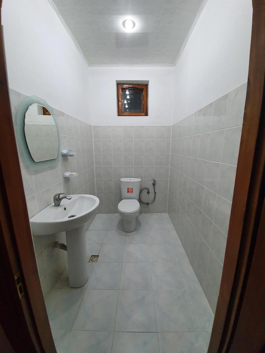 Satılır 5 otaqlı həyət evi/bağ evi 190 m² — Ev, villa, Bakı (12)