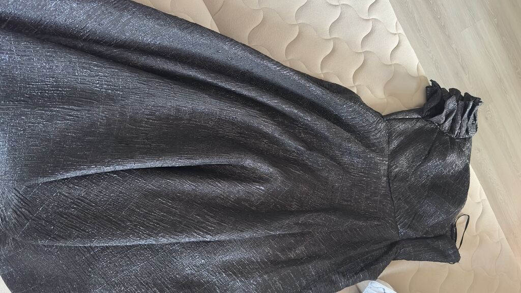Bahar Dress gecə geyimi – zərif qara rəngdə, asimmetrik birqollu — Şəxsi əşyalar, Mingəçevir (3)