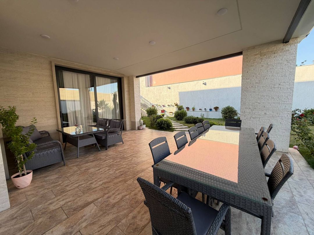 Satılır 8 otaqlı həyət evi/bağ evi 400 m² — Ev, villa, Bakı (11)