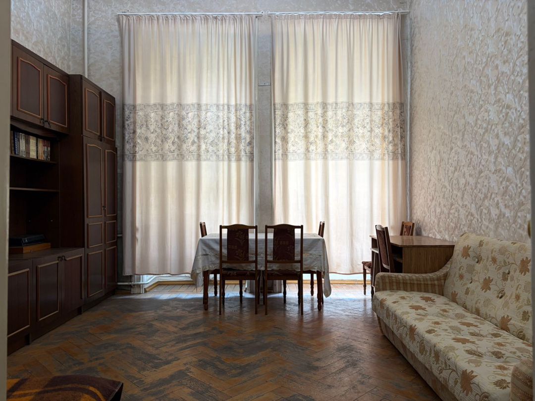 Satılır 1 otaqlı köhnə tikili 40 m² — Mənzil, Bakı (2)