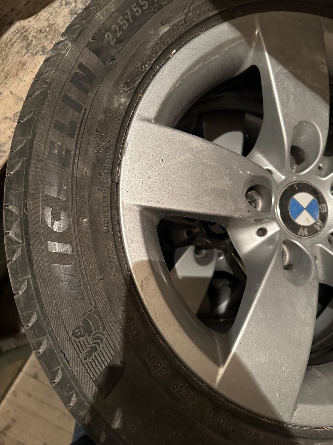 BMW təkərləri R16 — Ehtiyat hissələri və aksesuarlar, Bakı (2)