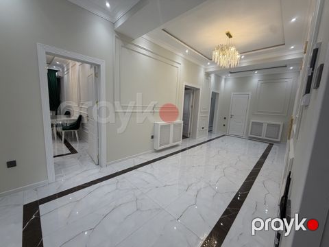 İcarəyə verilir 4 otaqlı yeni tikili 175 m²
