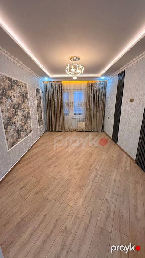 Satılır 2 otaqlı köhnə tikili 48 m²