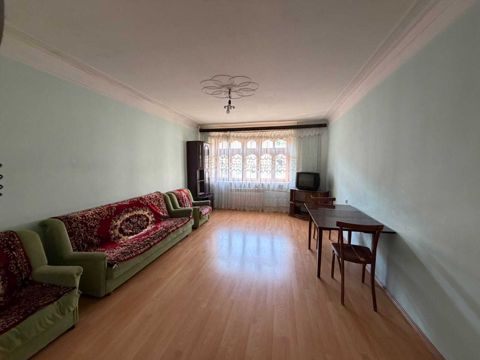 Satılır 3 otaqlı köhnə tikili 80 m² — Bakı