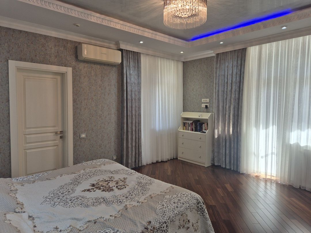 Satılır 4 otaqlı yeni tikili 242 m² — Mənzil, Bakı (9)