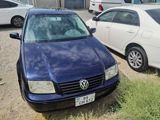 Volkswagen Jetta: 2 l 2001 il Sedan — Cars