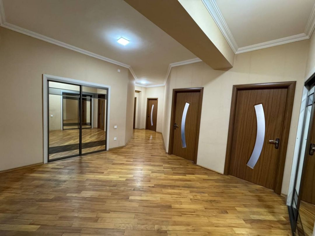 Satılır 3 otaqlı yeni tikili 180 m² — Mənzil, Bakı (8)