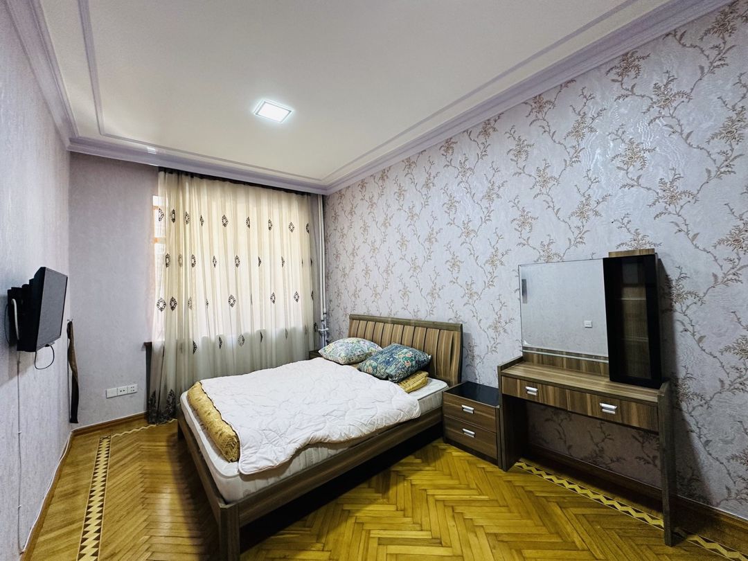 İcarəyə verilir 4 otaqlı köhnə tikili 120 m² — Mənzil, Bakı (9)