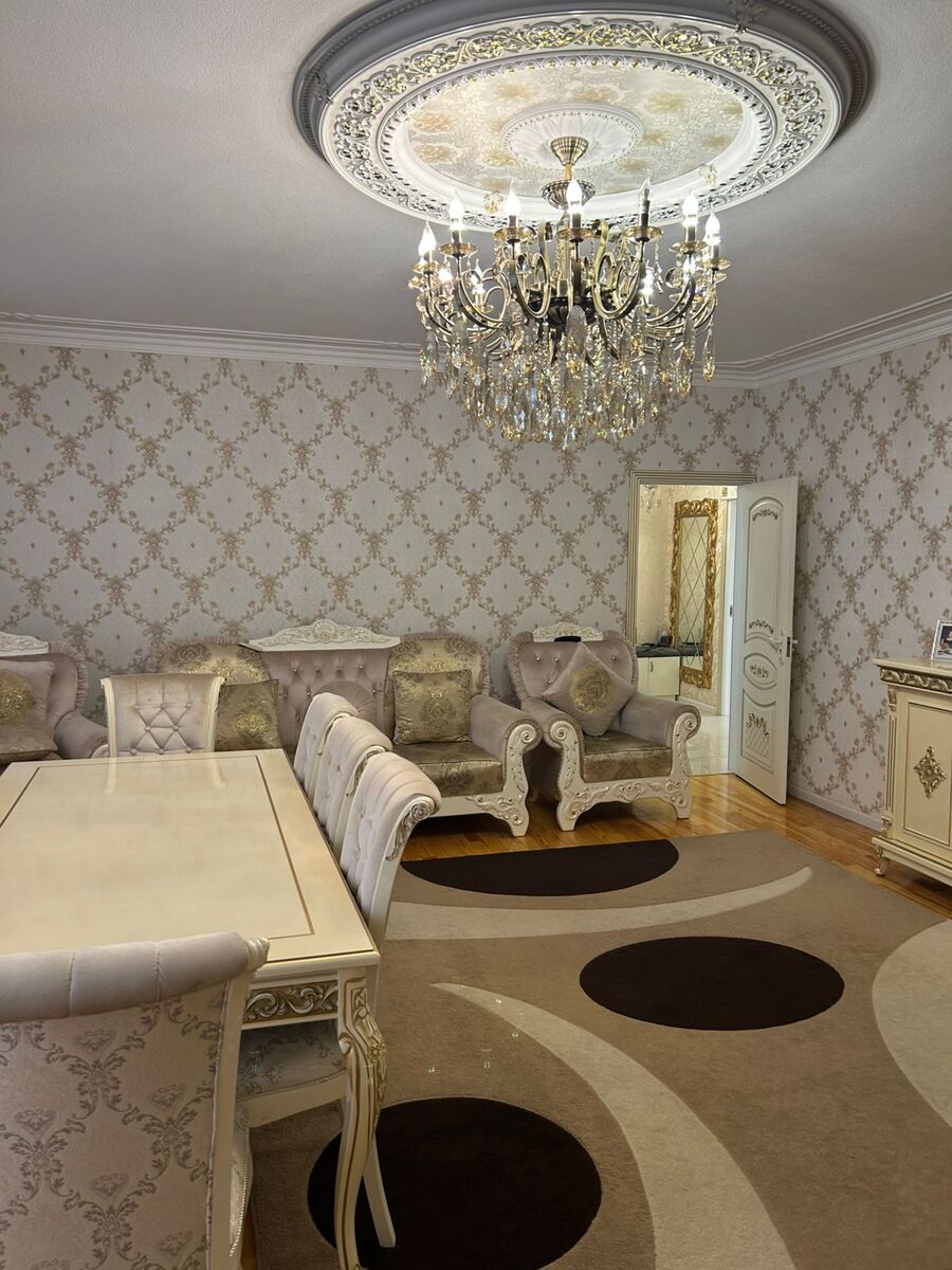 Satılır 5 otaqlı köhnə tikili 110 m² — Mənzil, Bakı