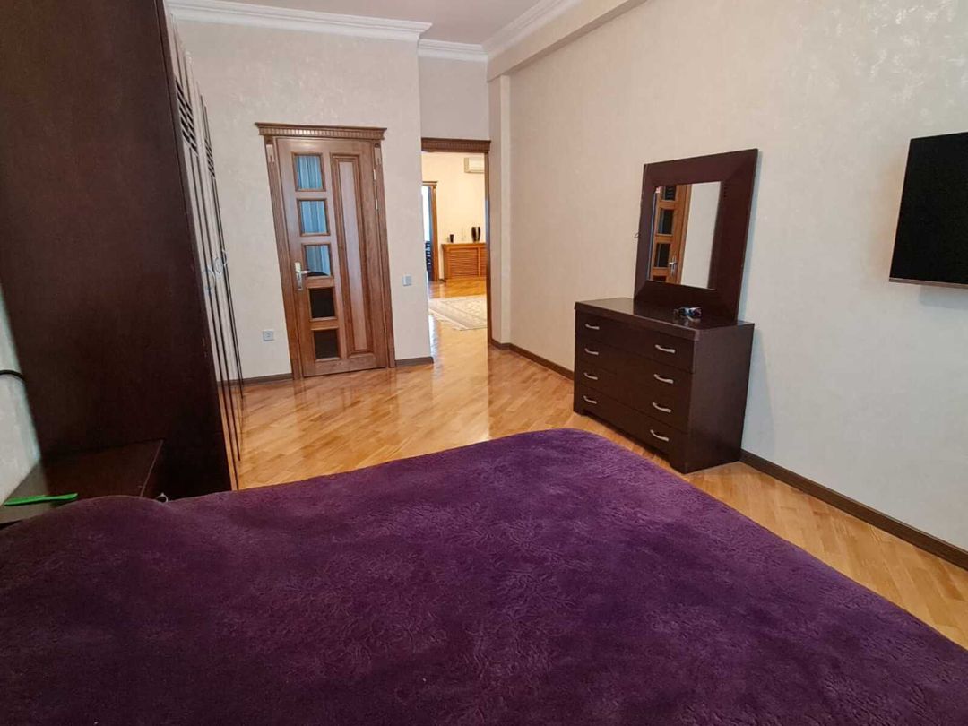 Satılır 4 otaqlı yeni tikili 131 m² — Mənzil, Bakı (10)