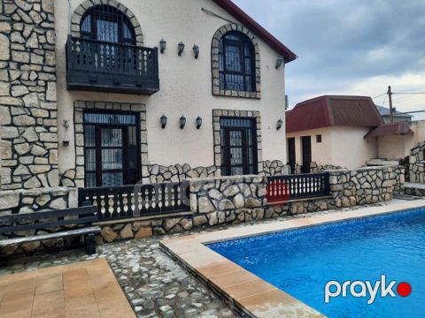 İcarəyə verilir 4 otaqlı həyət evi/bağ evi 200 m²