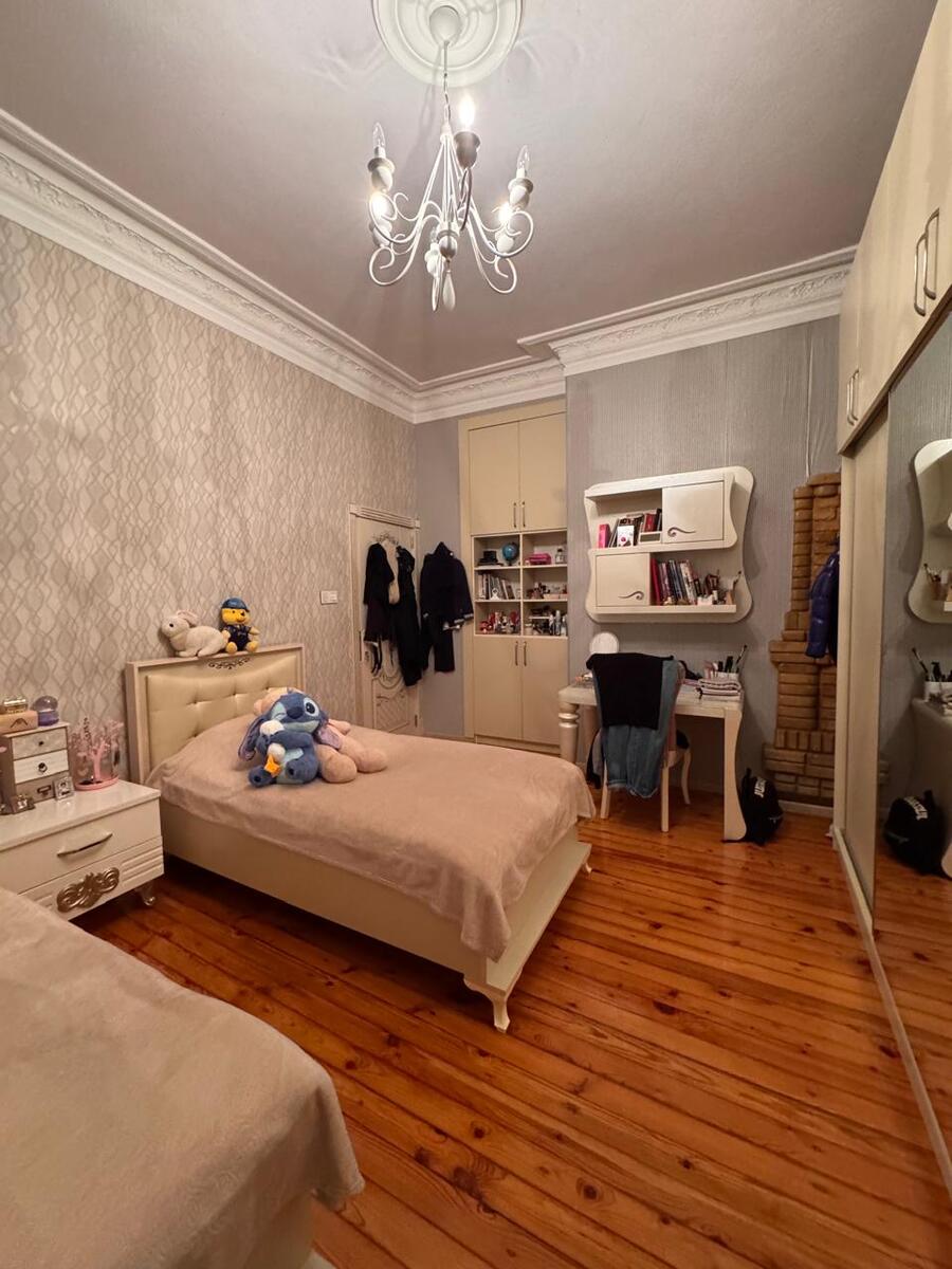 Satılır 3 otaqlı köhnə tikili 100 m² — Mənzil, Bakı (7)